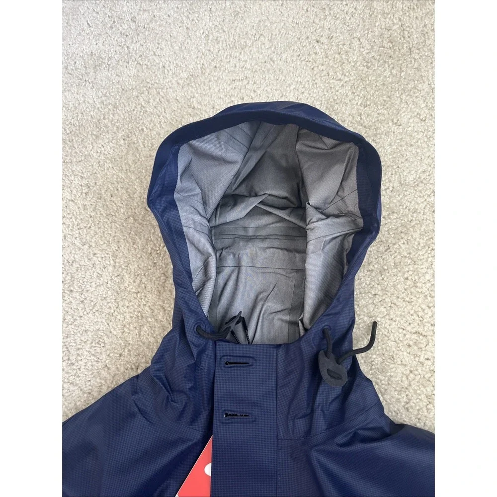 Nike GF New Master Saturday Jacket Black Hyper Blue Water Resistant Nylon Mens